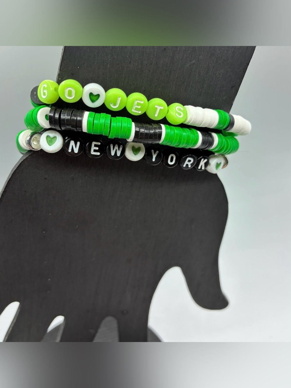 Green and Black Go Jets Beaded Stretch Bracelet Set